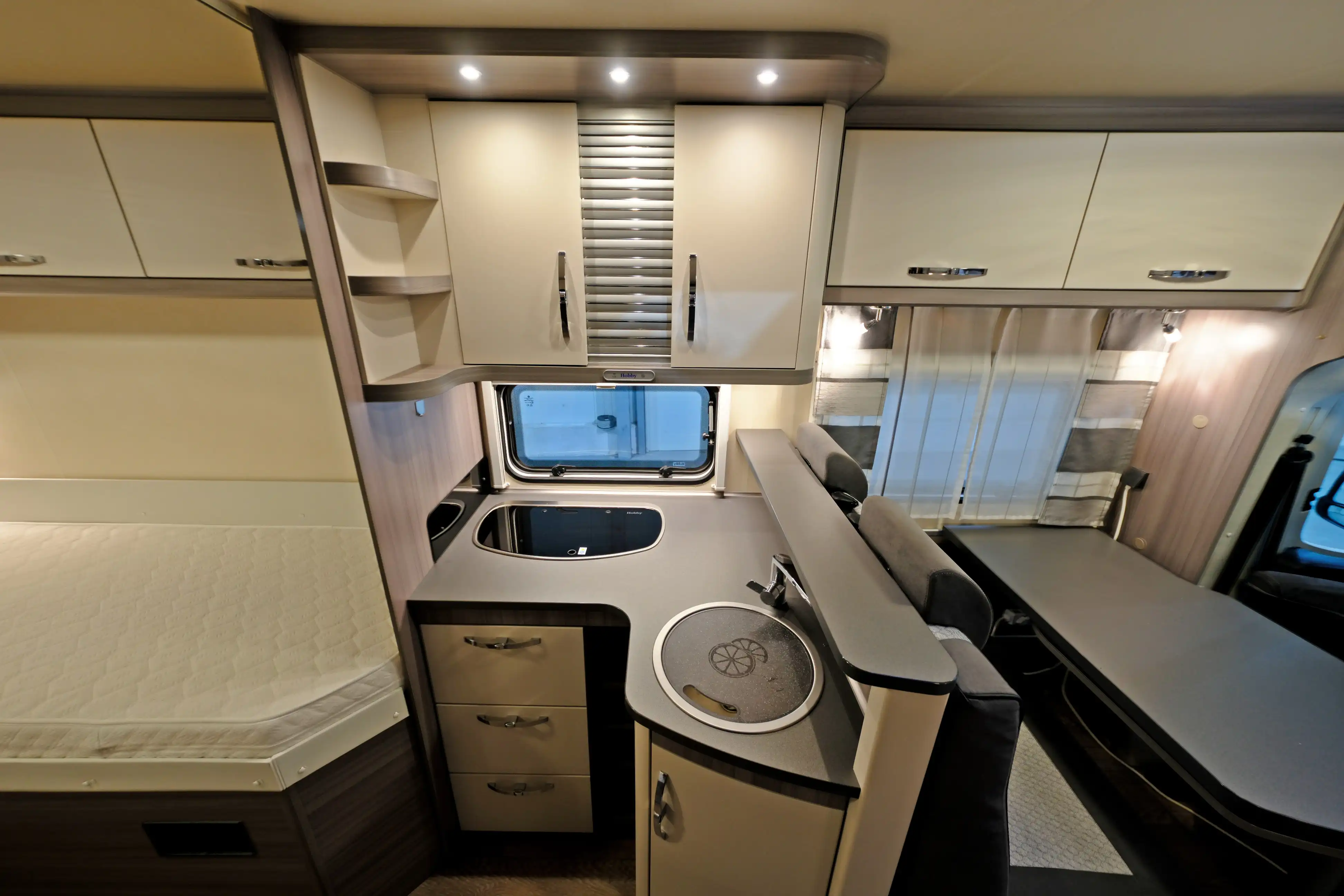 HOBBY Optima Ontour T 70 E